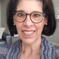 Elizabeth profile image