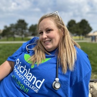 Nicole profile image