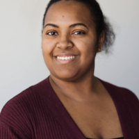 Adrienne profile image