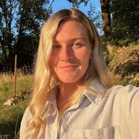 Emily profile image