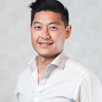 Chris profile image