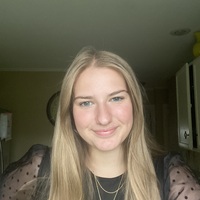 Sara Cate profile image