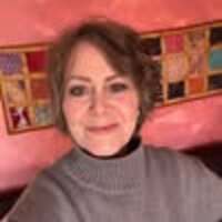 Julie profile image