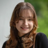 Rebecca profile image